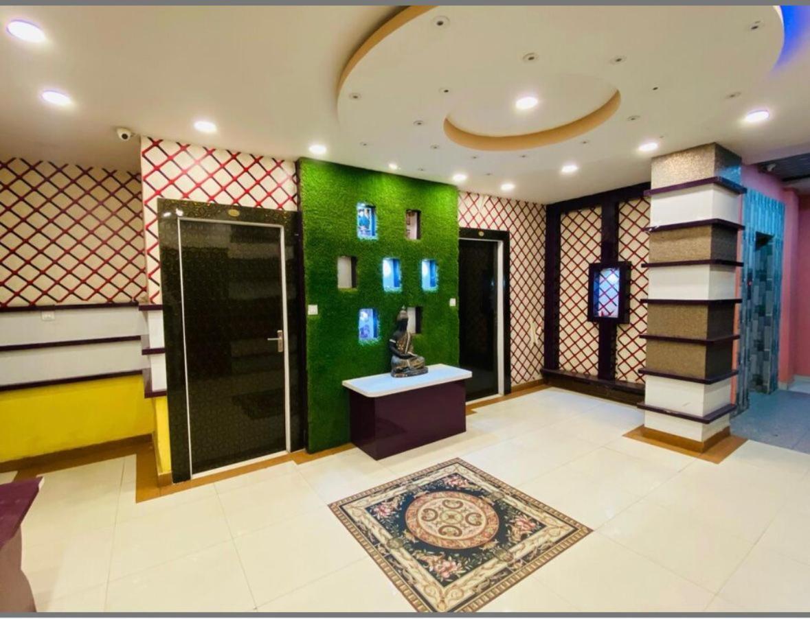 Basant Vihar International Hotell Gaya Exteriör bild